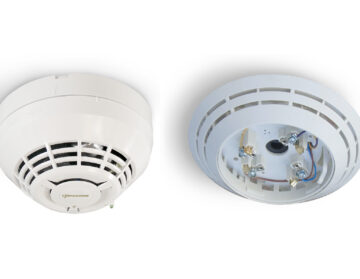 CO detector and sounder base
