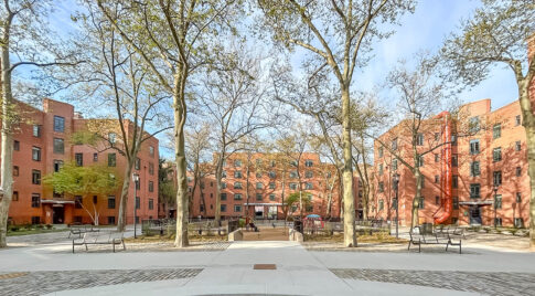 Harlem River Houses