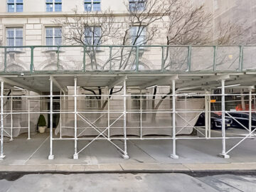 Sidewalk shed on Fifth Avenue