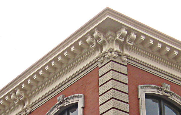 Replacing a Cornice RAND Engineering Architecture DPC