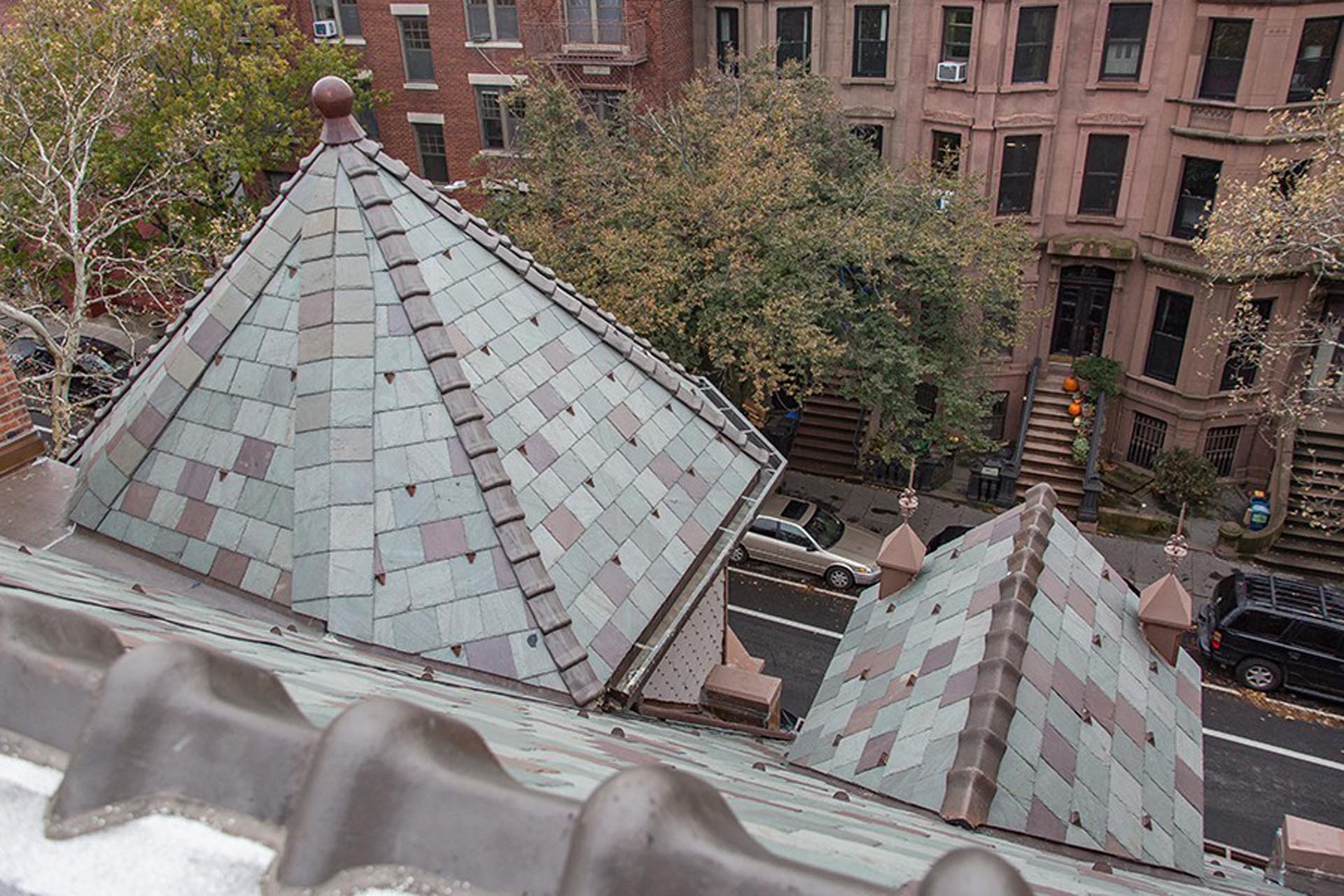 <p>RAND’s leakage evaluation found a number of defects at the roof level leading to premature failure of the roof.</p>
