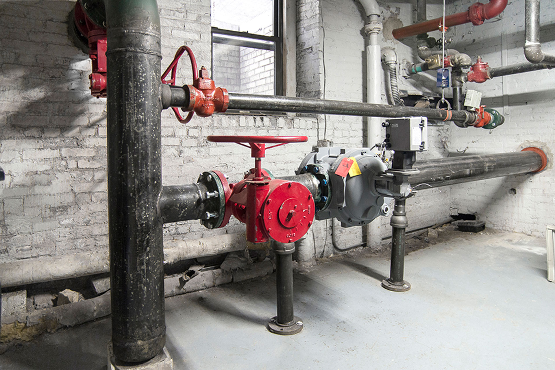 <p>New gas meter rig piping.</p>