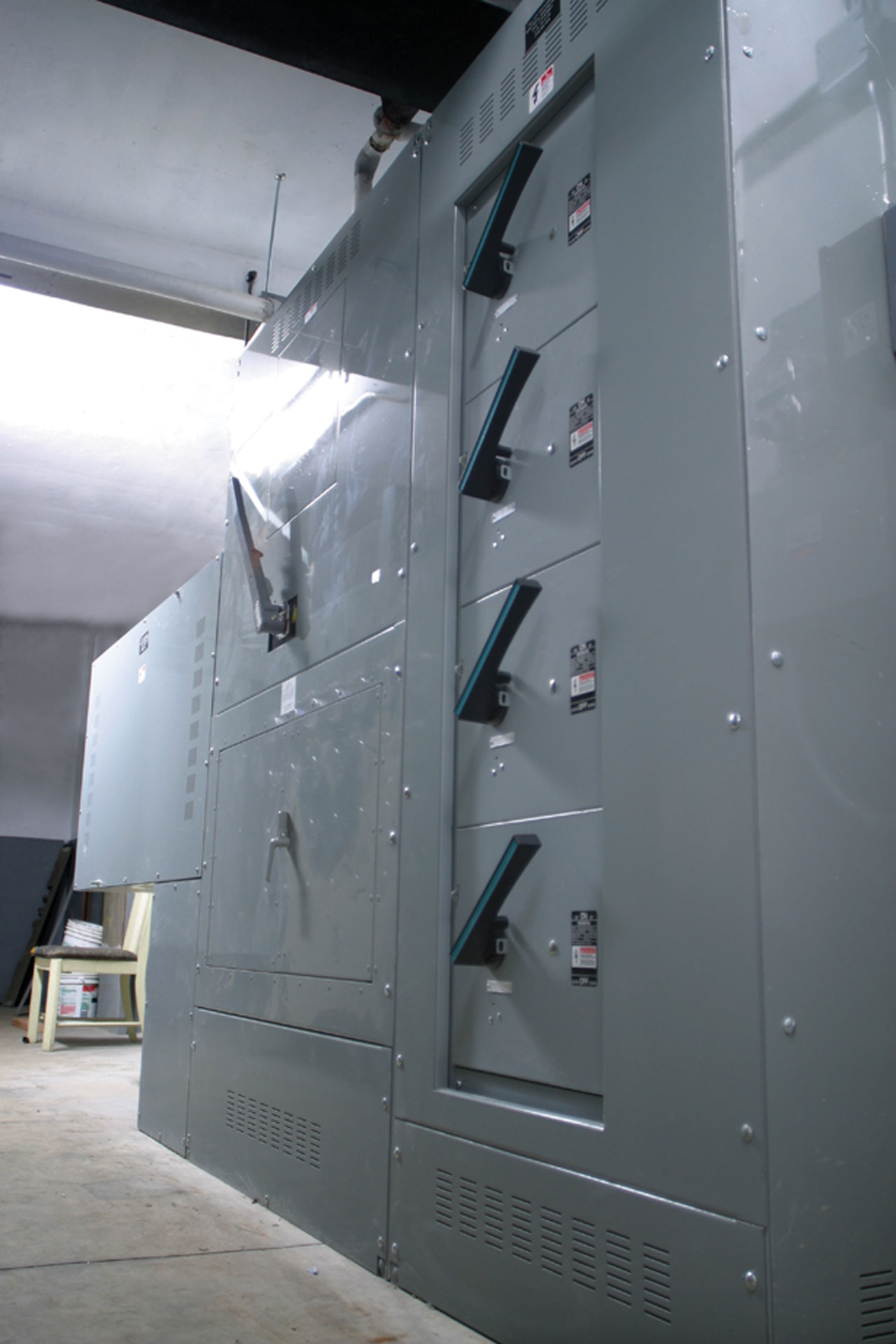 <p>Disconnect switches for separate apartment lines were also installed.</p>
