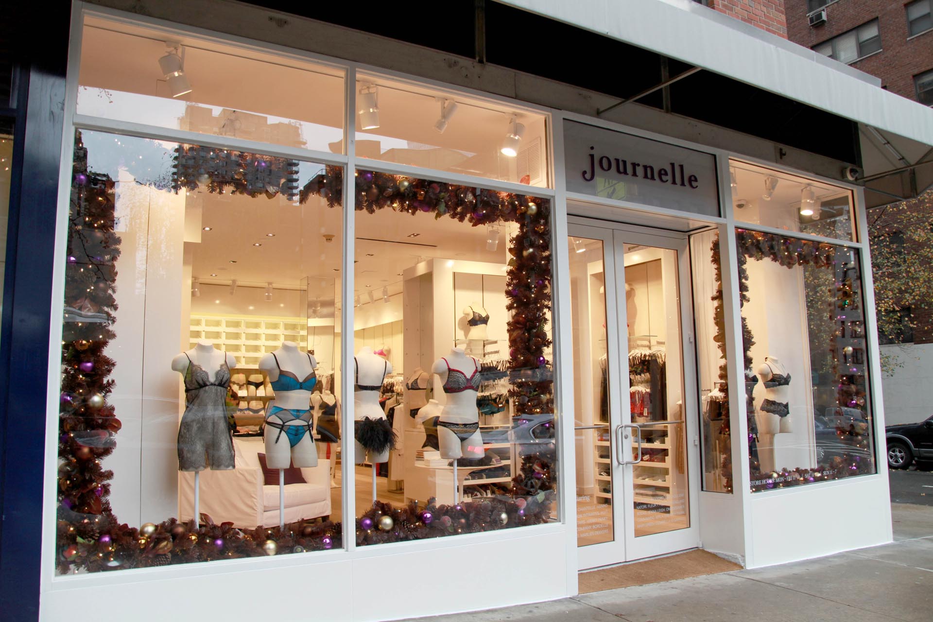 <p>RAND designed and administered the build-out of Journelle lingerie store on the Upper East Side of Manhattan.</p>