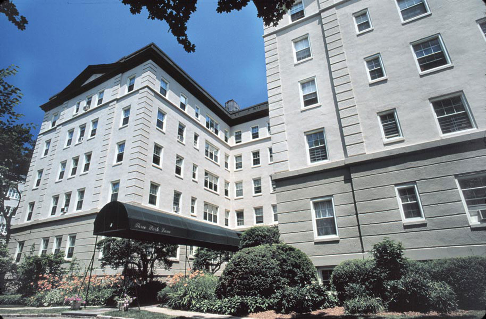 <p>Park Lane Apartments replaced 1,890 windows and made extensive repairs to the exteriors.</p>
