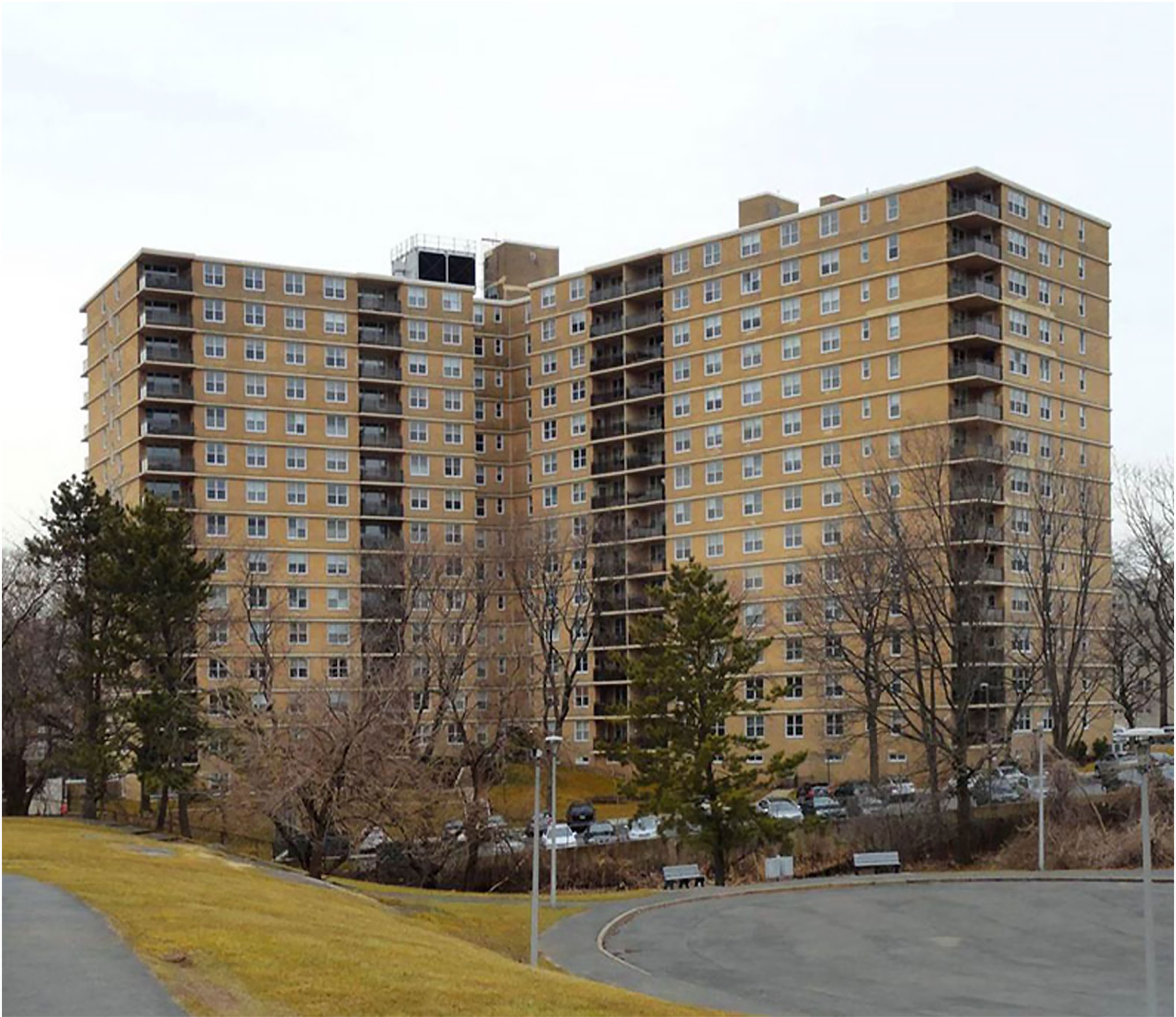 2200 North Central Rd.