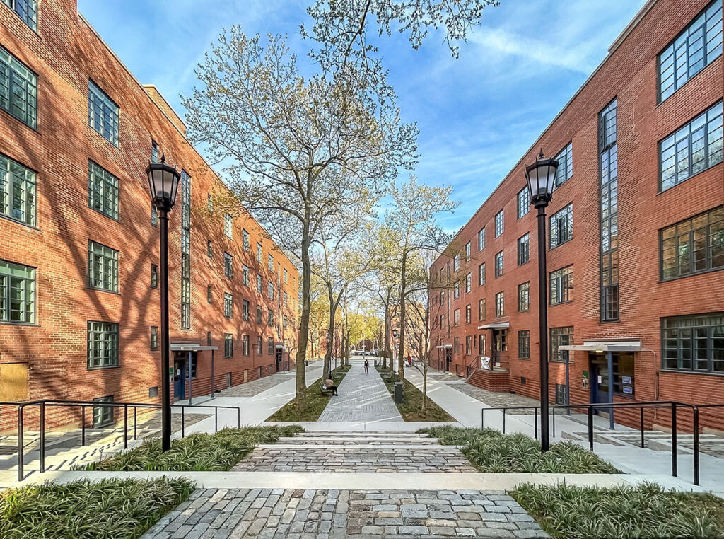 Harlem River Houses